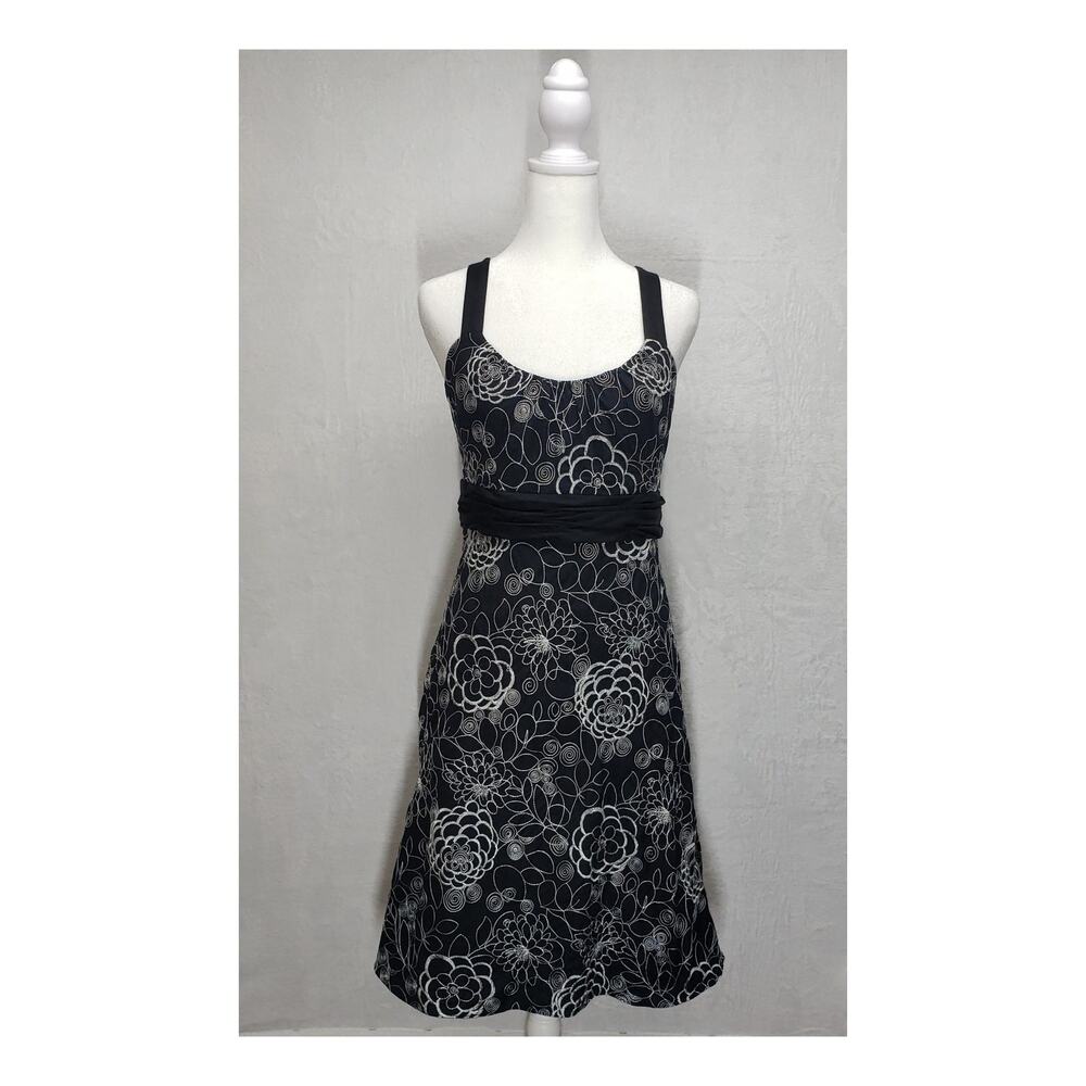 Vintage Evan Picone Black Silver Floral Embroidered Dress 10 Whimsigoth Goth